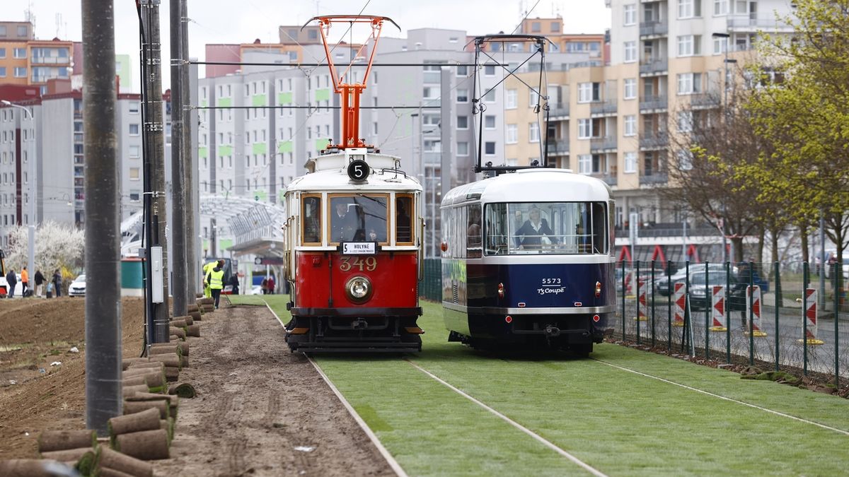 FOTO: Nová tramvajová linka z Barrandova do Holyně
